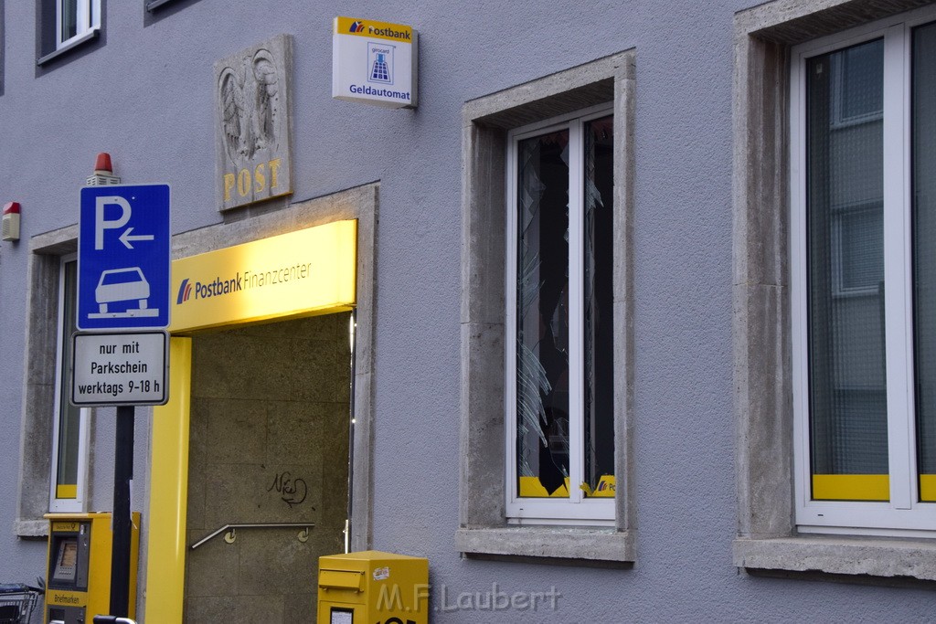 Geldautomat gesprengt Koeln Lindenthal Geibelstr P096.JPG - Miklos Laubert